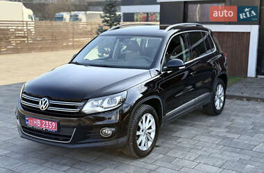 Внедорожник / Кроссовер Volkswagen Tiguan 2012 в Тячеве