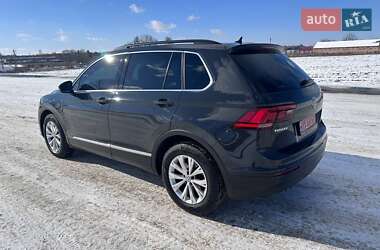 Внедорожник / Кроссовер Volkswagen Tiguan 2018 в Ромнах