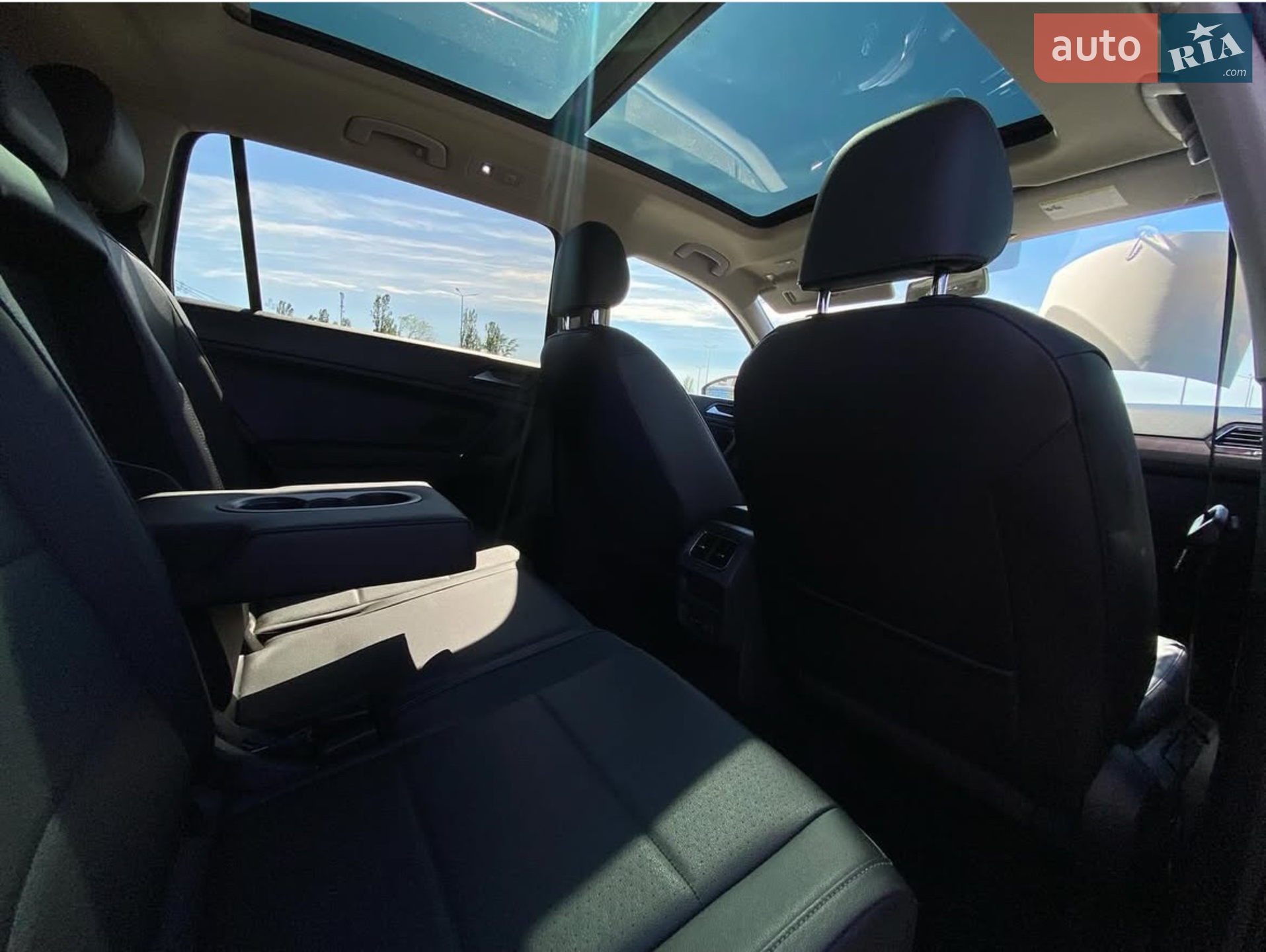2017 Volkswagen Tiguan - мініатюра 6