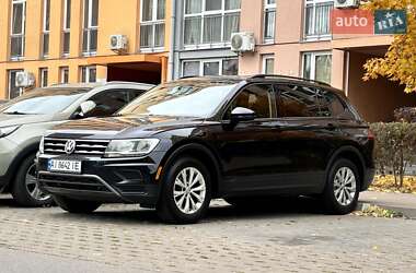 Внедорожник / Кроссовер Volkswagen Tiguan 2017 в Киеве