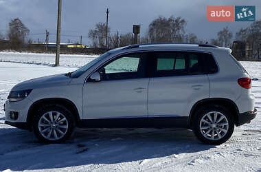 Внедорожник / Кроссовер Volkswagen Tiguan 2012 в Черкассах