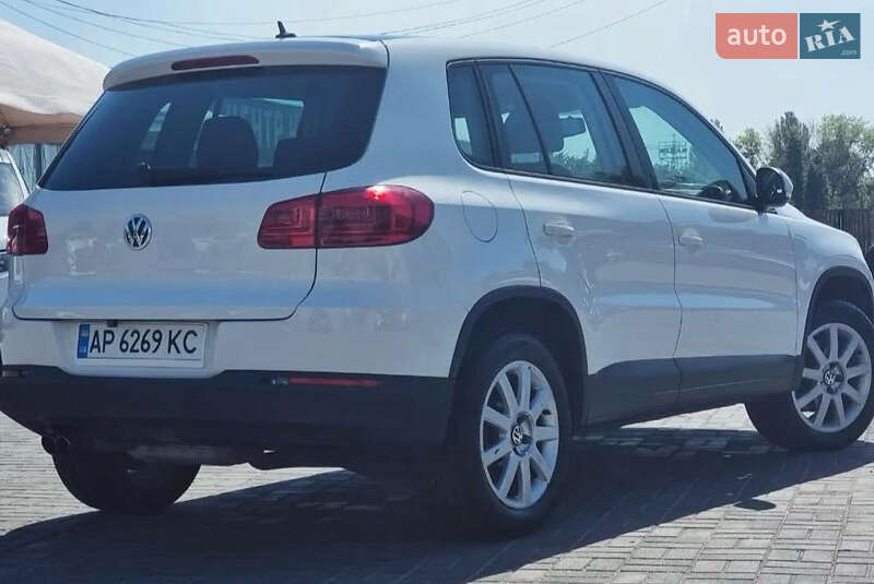 Внедорожник / Кроссовер Volkswagen Tiguan 2012 в Запорожье
