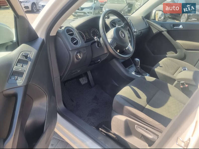 Внедорожник / Кроссовер Volkswagen Tiguan 2012 в Запорожье