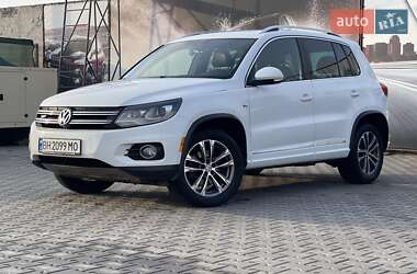 Внедорожник / Кроссовер Volkswagen Tiguan 2014 в Усатово