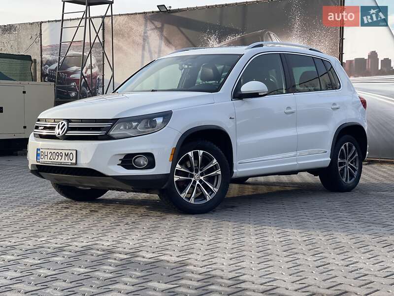 Внедорожник / Кроссовер Volkswagen Tiguan 2014 в Усатово