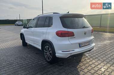 Внедорожник / Кроссовер Volkswagen Tiguan 2014 в Усатово