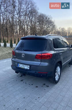 Внедорожник / Кроссовер Volkswagen Tiguan 2013 в 