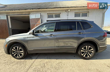 Позашляховик / Кросовер Volkswagen Tiguan 2023 в 