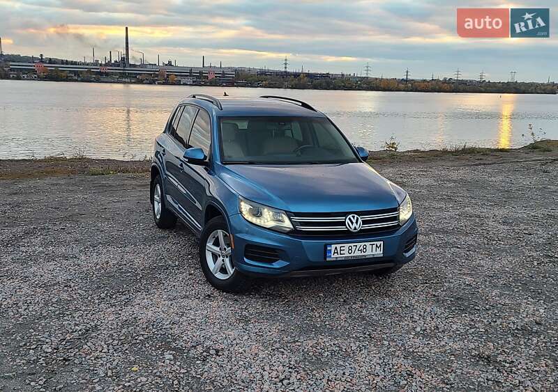 Внедорожник / Кроссовер Volkswagen Tiguan 2017 в Днепре