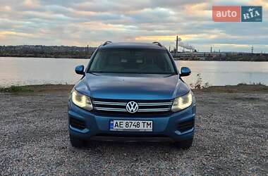 Внедорожник / Кроссовер Volkswagen Tiguan 2017 в Днепре