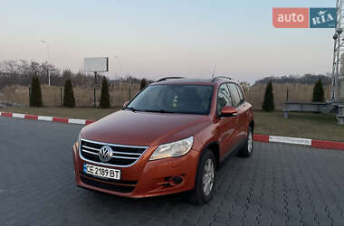 Внедорожник / Кроссовер Volkswagen Tiguan 2010 в Черновцах