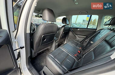 Внедорожник / Кроссовер Volkswagen Tiguan 2010 в 