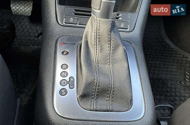 Внедорожник / Кроссовер Volkswagen Tiguan 2010 в 