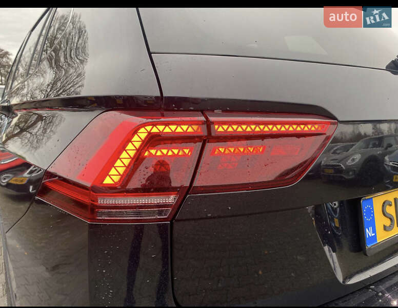 Внедорожник / Кроссовер Volkswagen Tiguan 2018 в Одессе