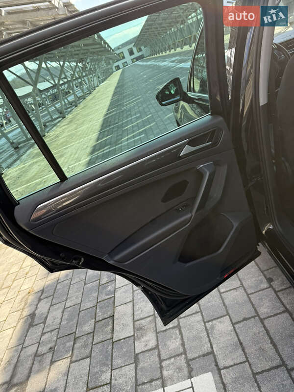 Внедорожник / Кроссовер Volkswagen Tiguan 2018 в Львове фото 16 Внедорожник / Кроссовер Volkswagen Tiguan 2018 в Львове