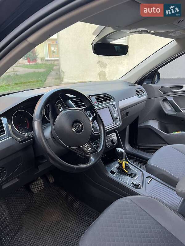 Внедорожник / Кроссовер Volkswagen Tiguan 2016 в Ивано-Франковске фото 19 Внедорожник / Кроссовер Volkswagen Tiguan 2016 в Ивано-Франковске