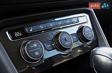 Позашляховик / Кросовер Volkswagen Tiguan 2017 в  фото 14 Позашляховик / Кросовер Volkswagen Tiguan 2017 в