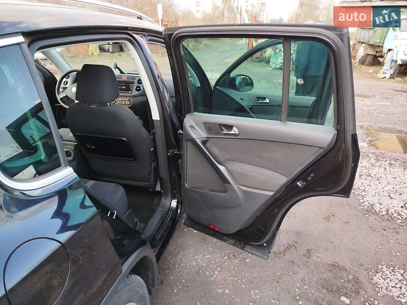 Позашляховик / Кросовер Volkswagen Tiguan 2010 в Львові