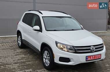 Внедорожник / Кроссовер Volkswagen Tiguan 2015 в Киеве