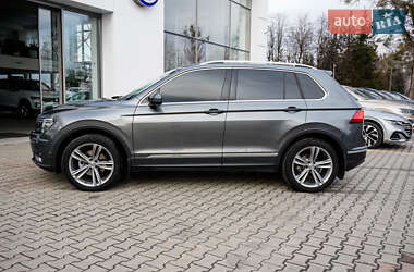 Внедорожник / Кроссовер Volkswagen Tiguan 2019 в Житомире