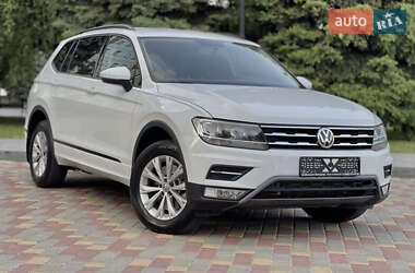 Внедорожник / Кроссовер Volkswagen Tiguan 2019 в Одессе