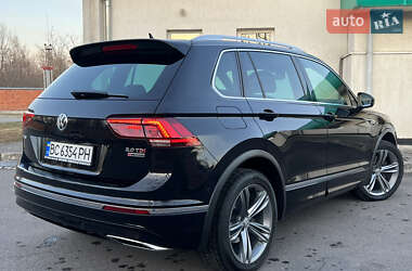Внедорожник / Кроссовер Volkswagen Tiguan 2017 в 