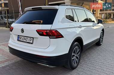 Внедорожник / Кроссовер Volkswagen Tiguan 2019 в Киеве