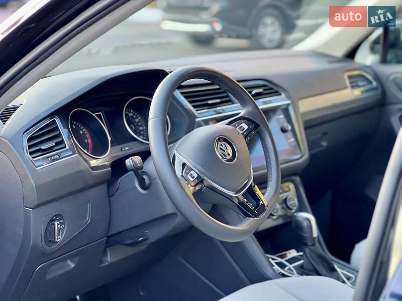 Внедорожник / Кроссовер Volkswagen Tiguan 2020 в Полтаве