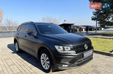 Внедорожник / Кроссовер Volkswagen Tiguan 2018 в Днепре