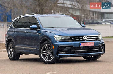 Внедорожник / Кроссовер Volkswagen Tiguan 2018 в Киеве