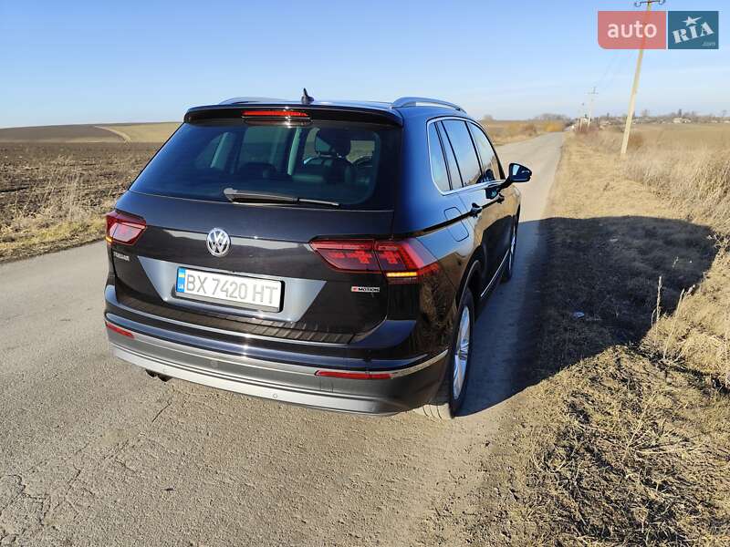 Внедорожник / Кроссовер Volkswagen Tiguan 2018 в Хмельницком