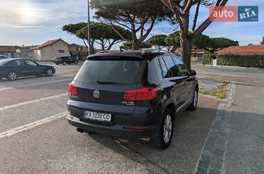 Внедорожник / Кроссовер Volkswagen Tiguan 2011 в 