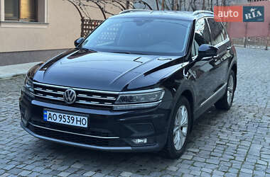 Позашляховик / Кросовер Volkswagen Tiguan 2020 в Сваляві