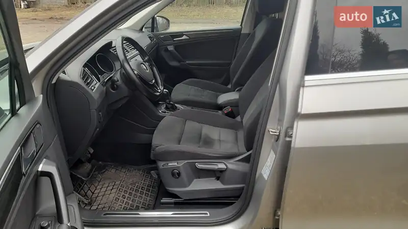 Volkswagen Tiguan 2016 VIN WVGZZZ5NZHW818739 фото оголошення 13 з 65