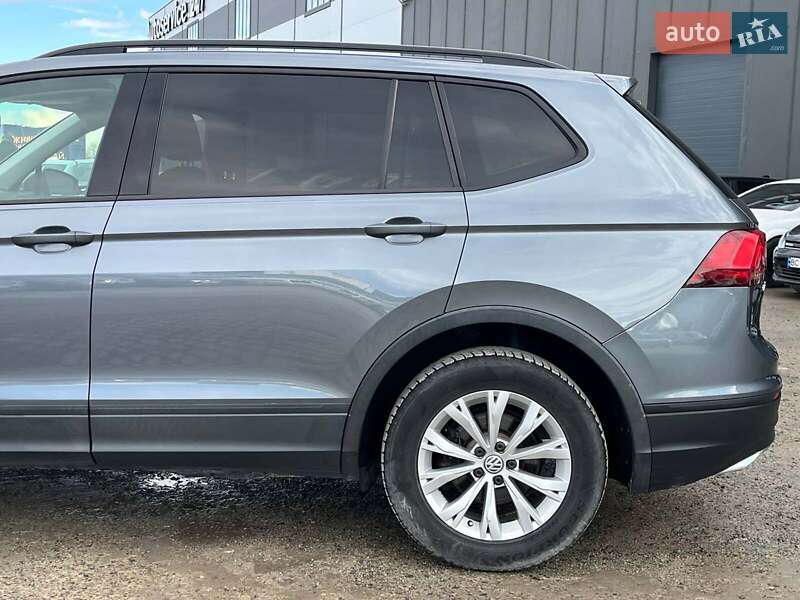 Внедорожник / Кроссовер Volkswagen Tiguan 2018 в Львове