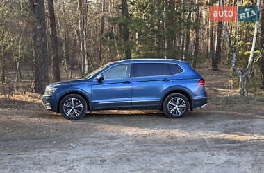 Внедорожник / Кроссовер Volkswagen Tiguan 2018 в Броварах