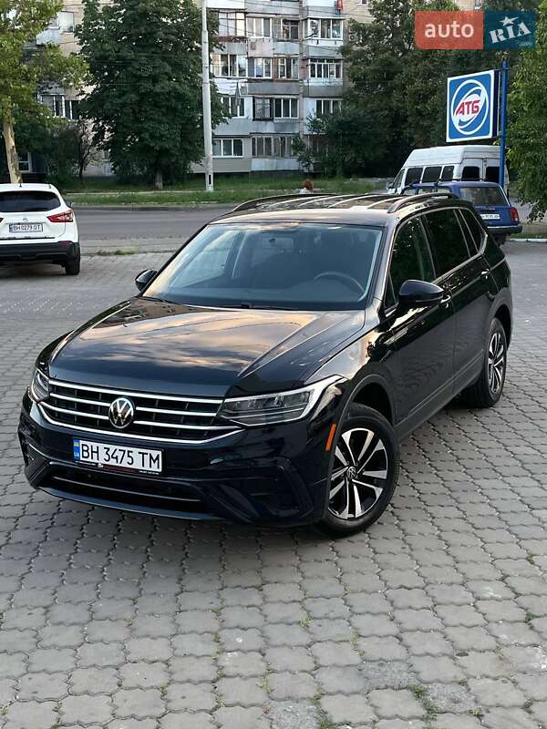 Внедорожник / Кроссовер Volkswagen Tiguan 2022 в Одессе
