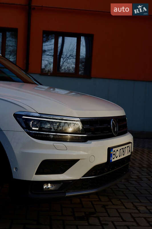 Позашляховик / Кросовер Volkswagen Tiguan 2018 в Львові