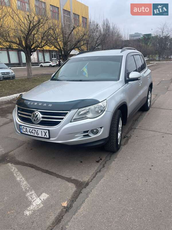 Позашляховик / Кросовер Volkswagen Tiguan 2008 в Черкасах