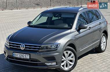 Позашляховик / Кросовер Volkswagen Tiguan 2016 в Хмельницькому