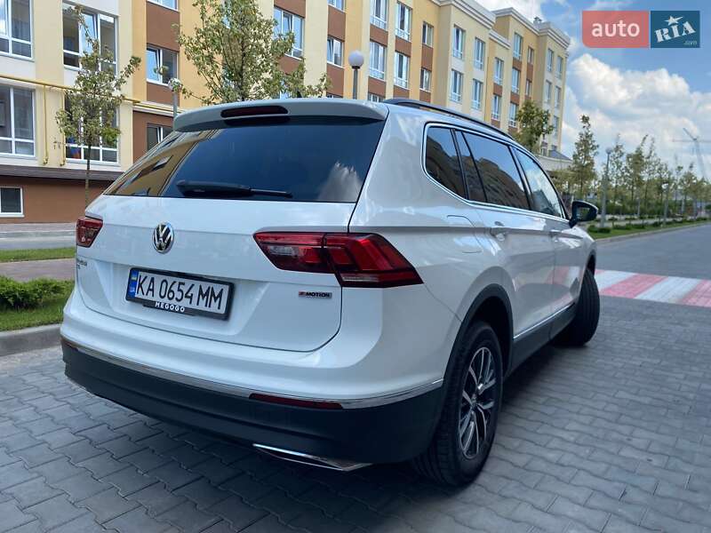 Внедорожник / Кроссовер Volkswagen Tiguan 2020 в Киеве