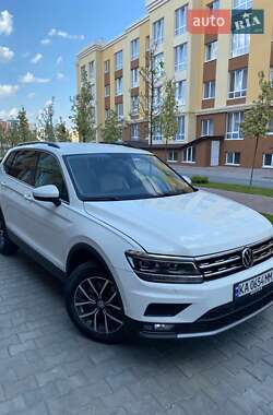 Внедорожник / Кроссовер Volkswagen Tiguan 2020 в Киеве