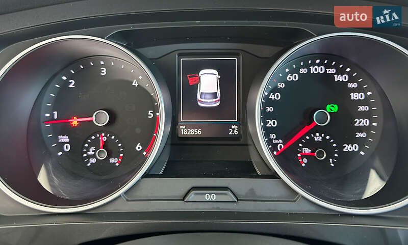 Внедорожник / Кроссовер Volkswagen Tiguan 2017 в Львове
