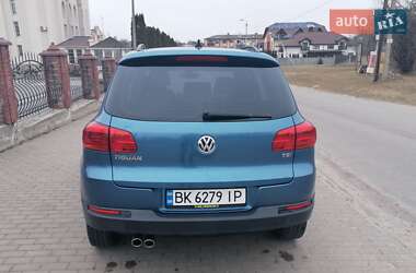 Позашляховик / Кросовер Volkswagen Tiguan 2017 в 
