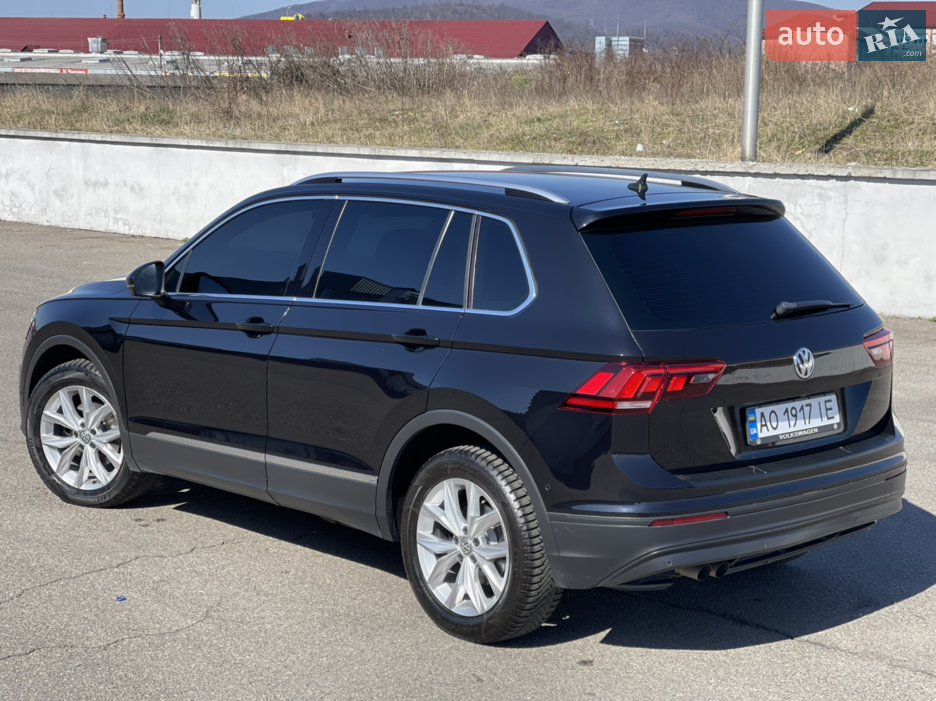 2018 Volkswagen Tiguan - мініатюра 8