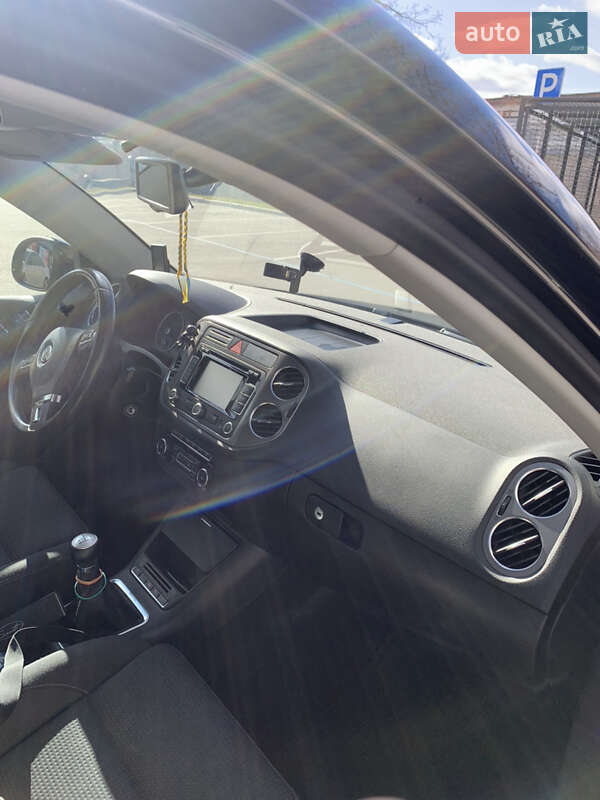 Внедорожник / Кроссовер Volkswagen Tiguan 2011 в Чернигове фото 16 Внедорожник / Кроссовер Volkswagen Tiguan 2011 в Чернигове