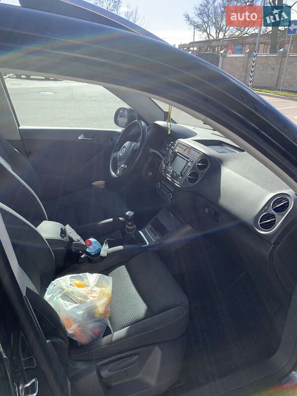 Внедорожник / Кроссовер Volkswagen Tiguan 2011 в Чернигове фото 37 Внедорожник / Кроссовер Volkswagen Tiguan 2011 в Чернигове