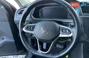 Внедорожник / Кроссовер Volkswagen Tiguan 2021 в 