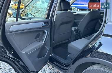 Внедорожник / Кроссовер Volkswagen Tiguan 2021 в 