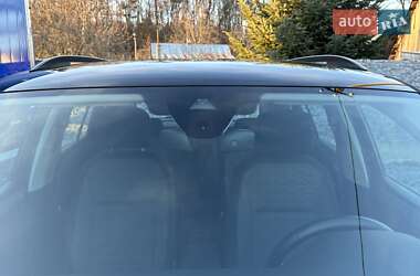 Внедорожник / Кроссовер Volkswagen Tiguan 2021 в 